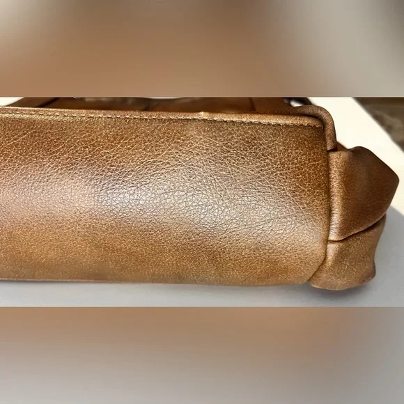 Realer Brown Faux Leather Bag Shoulder or Crossbody Purse Multiple Pockets - Picture 3 of 16